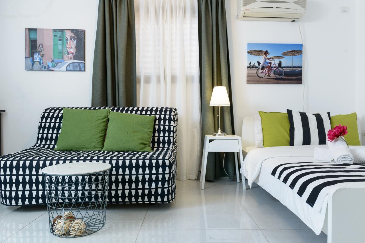 Studio & Apartments On The Beach By Aspentlv Тель-Авив Экстерьер фото